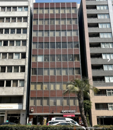 本社ビル外観